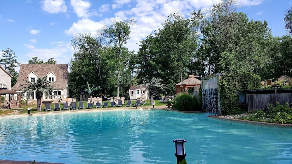 L'Oasis De L'Ile Hotel แซงต์-เอิสตาช ภายนอก รูปภาพ