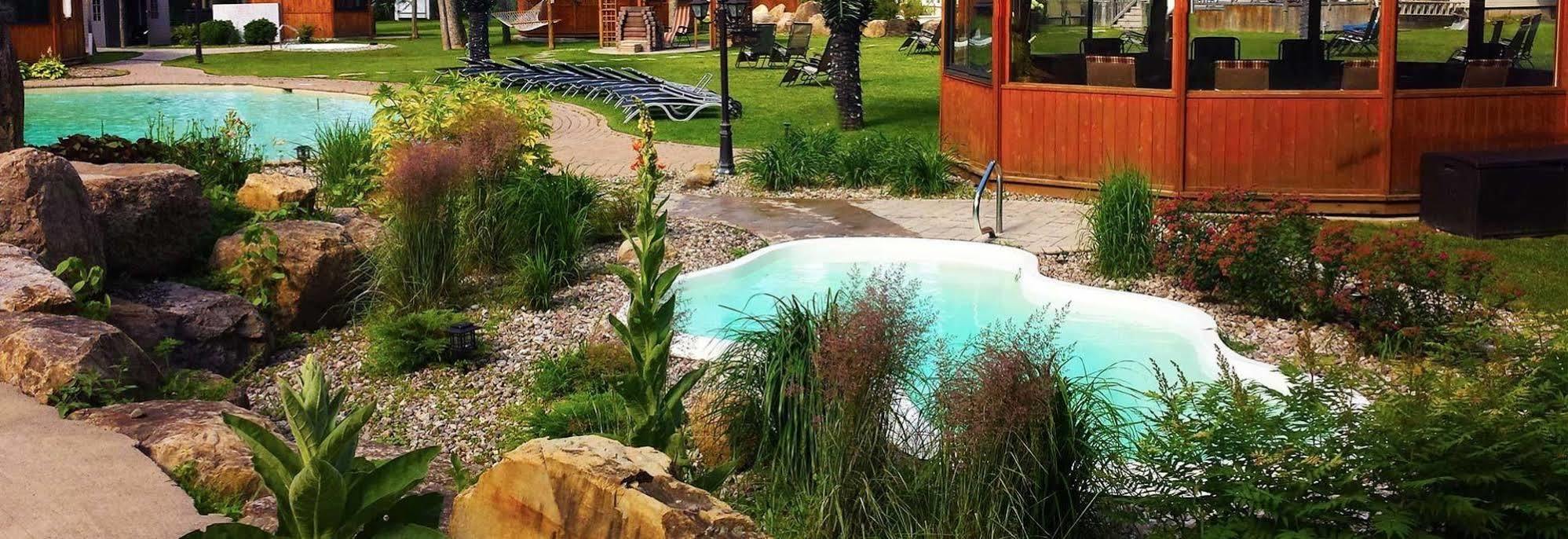 L'Oasis De L'Ile Hotel แซงต์-เอิสตาช ภายนอก รูปภาพ